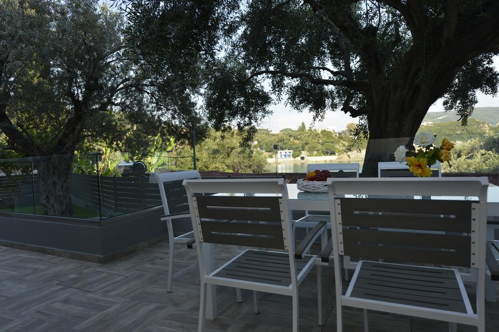 פאלאוקסטריצה Odysseus Villa מראה חיצוני תמונה