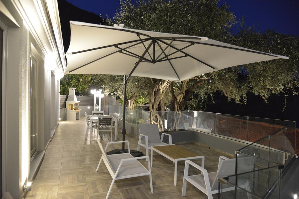פאלאוקסטריצה Odysseus Villa מראה חיצוני תמונה
