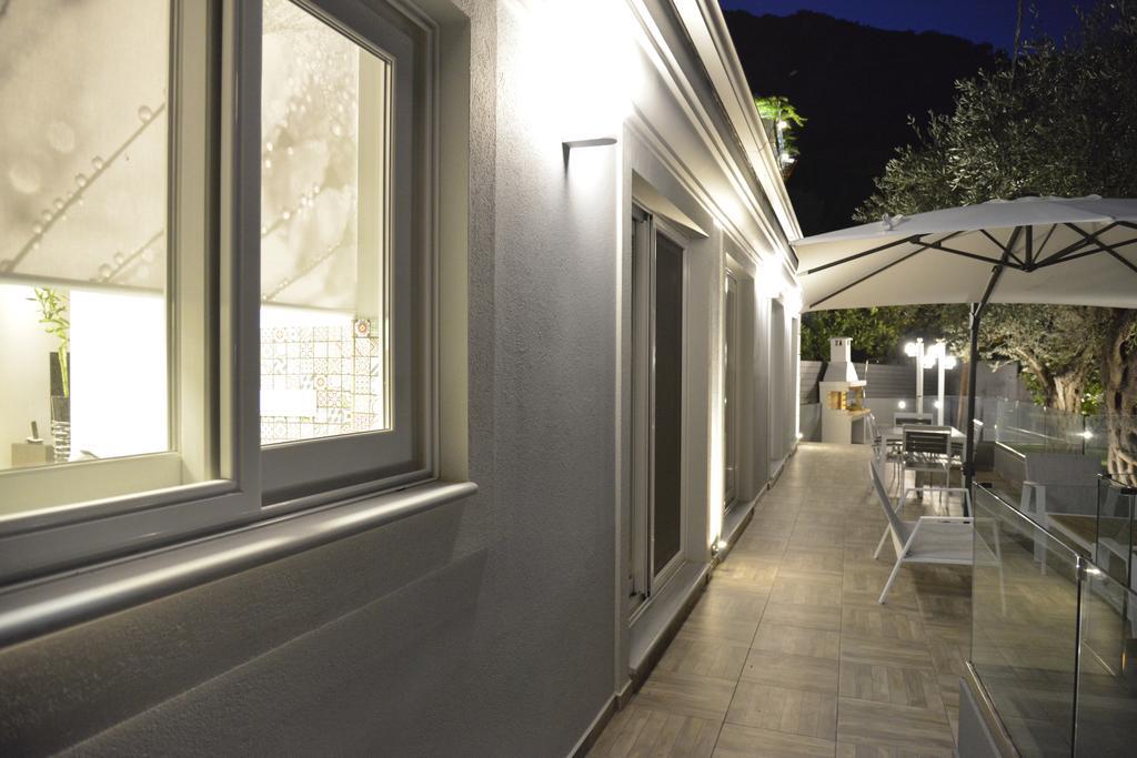 פאלאוקסטריצה Odysseus Villa מראה חיצוני תמונה